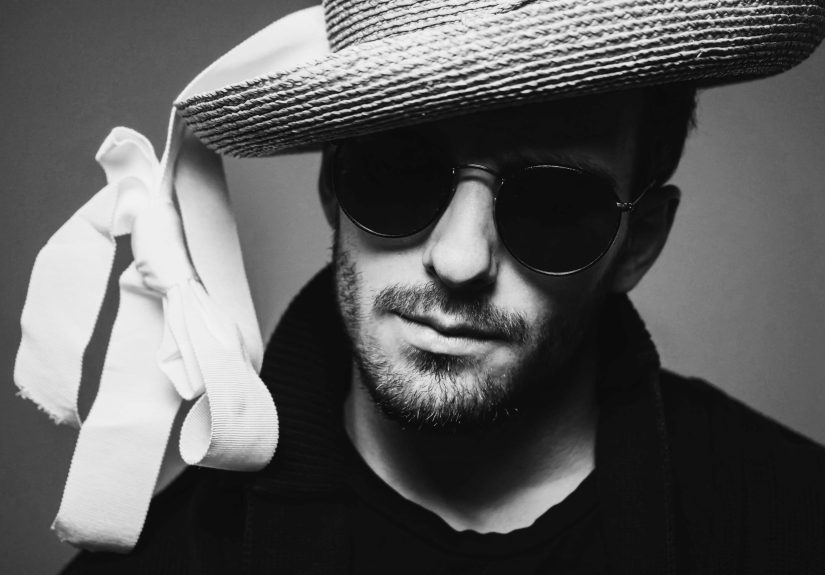 man-black-and-white-white-photography-dark-portrait-1170036-pxhere.com